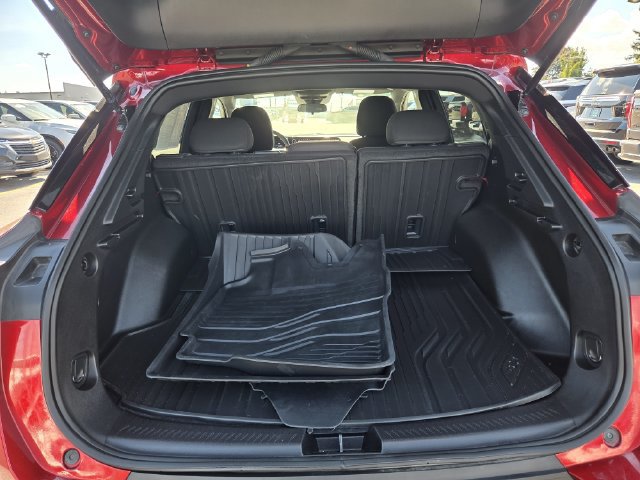 Certified 2025 Chevrolet Equinox EV LT w/ Comfort Package FWD image 11