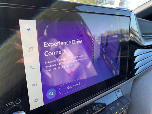 Used 2025 Toyota Camry SE image 23