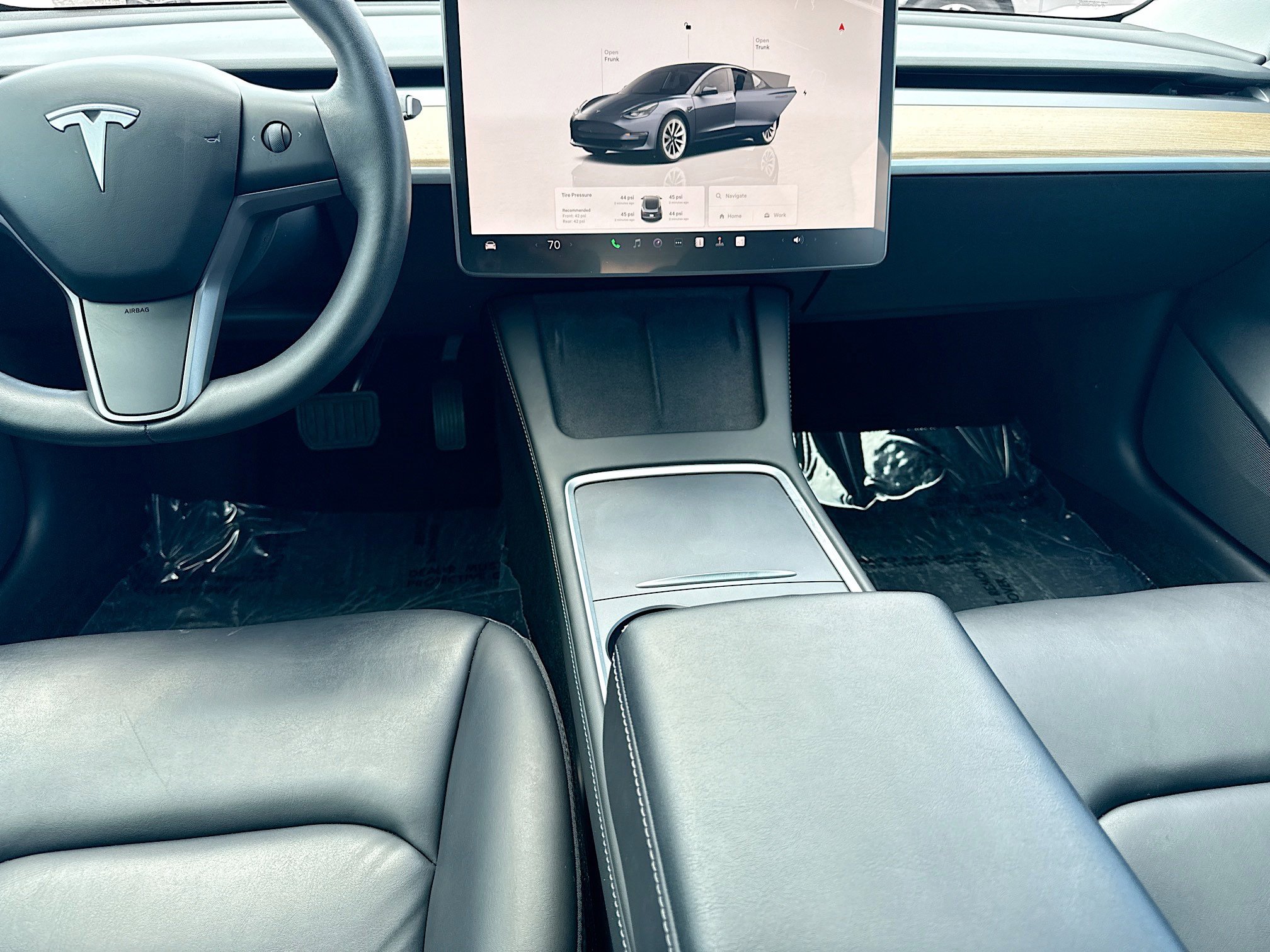 Used 2023 Tesla Model 3 Standard Range image 18