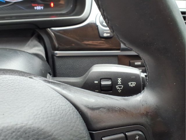 Used 2013 BMW 535i xDrive Sedan AWD/4WD image 23