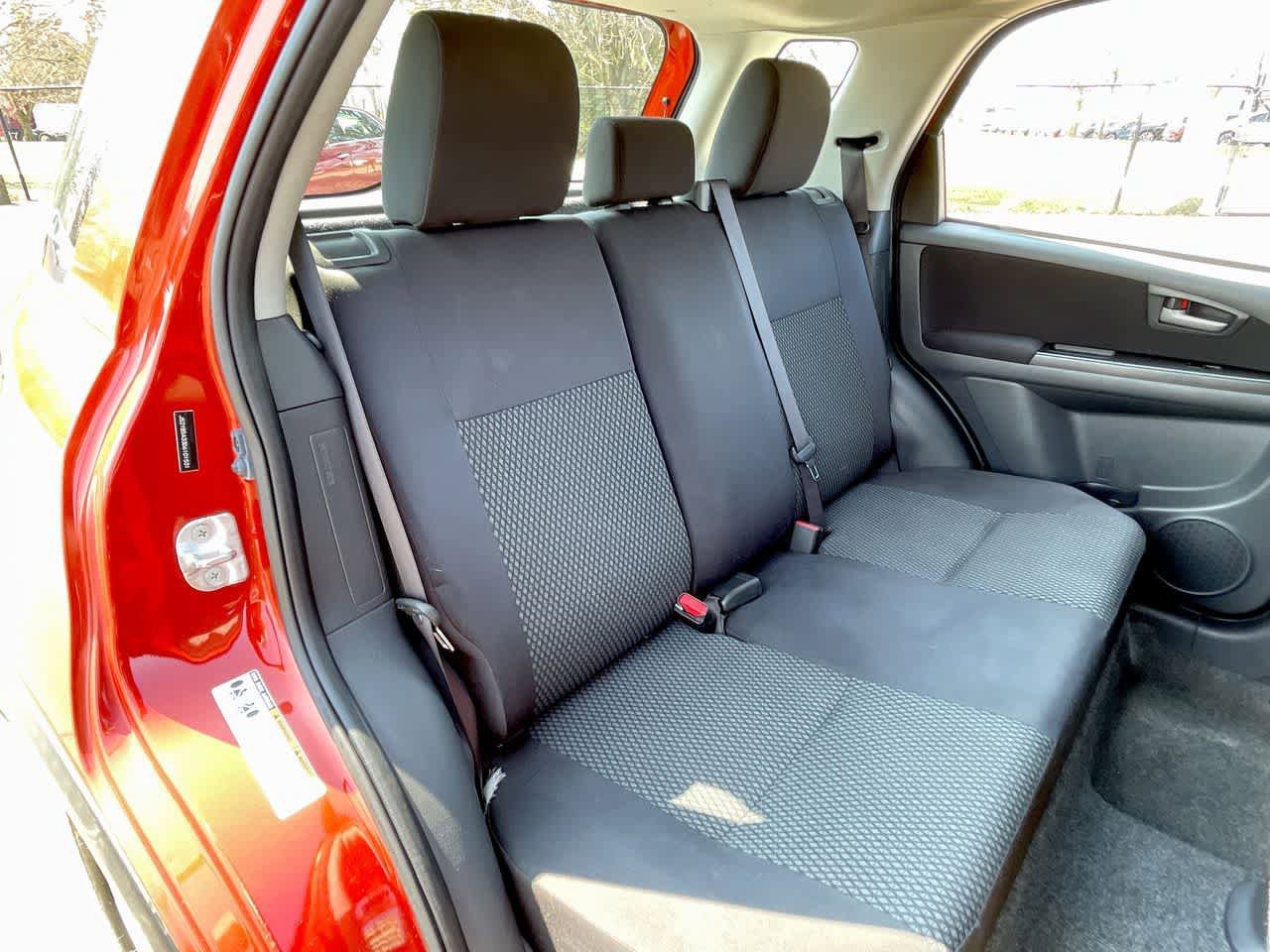 Used 2013 Suzuki SX4 Premium image 15