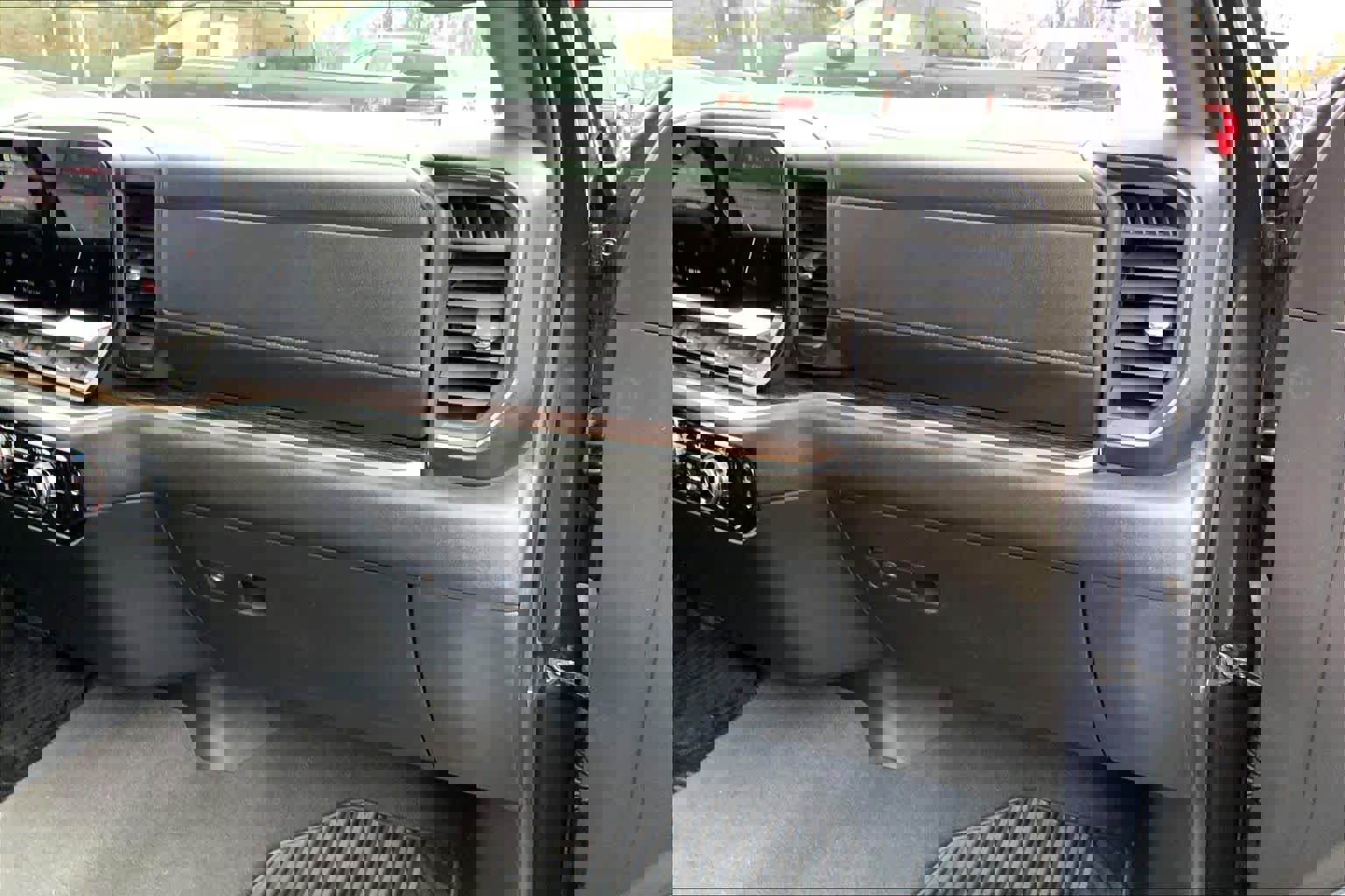 Used 2023 GMC Sierra 1500 Elevation image 17