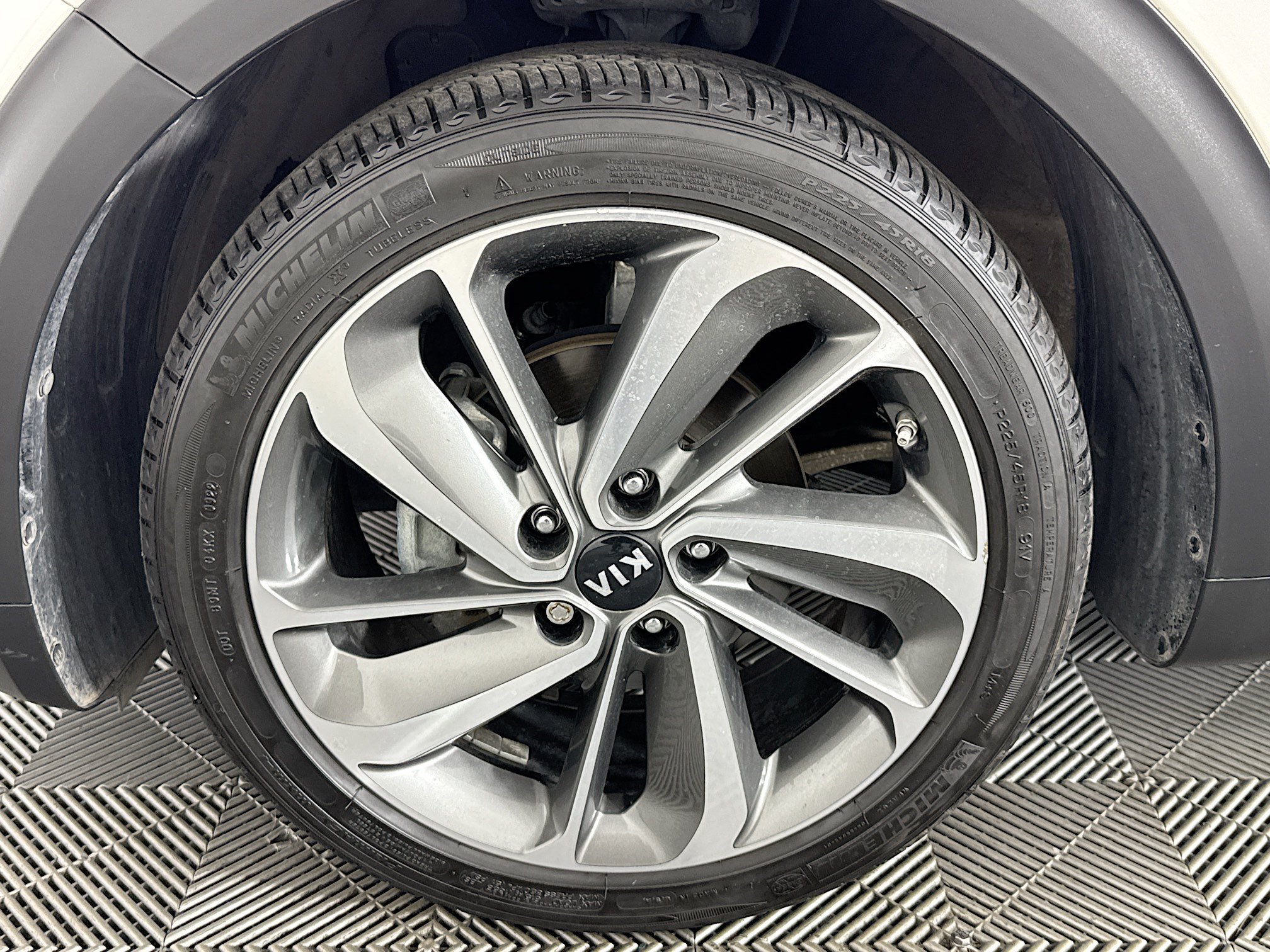 Used 2019 Kia Niro Touring FWD image 36