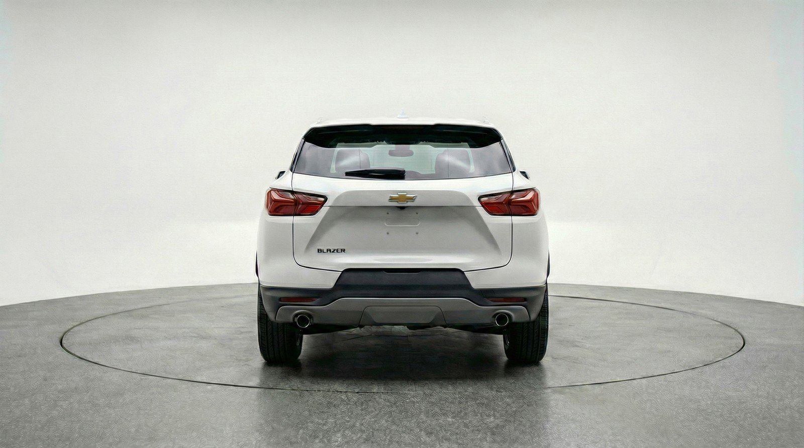 Used 2025 Chevrolet Blazer LT FWD image 7
