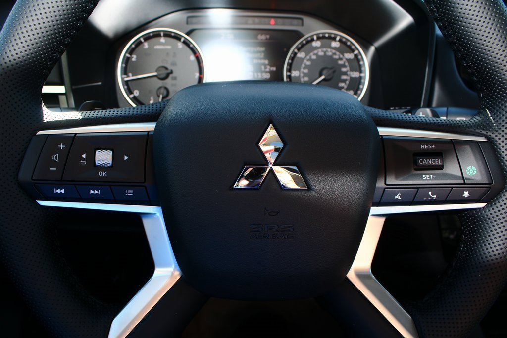 New 2026 Mitsubishi Outlander Trail Edition image 13