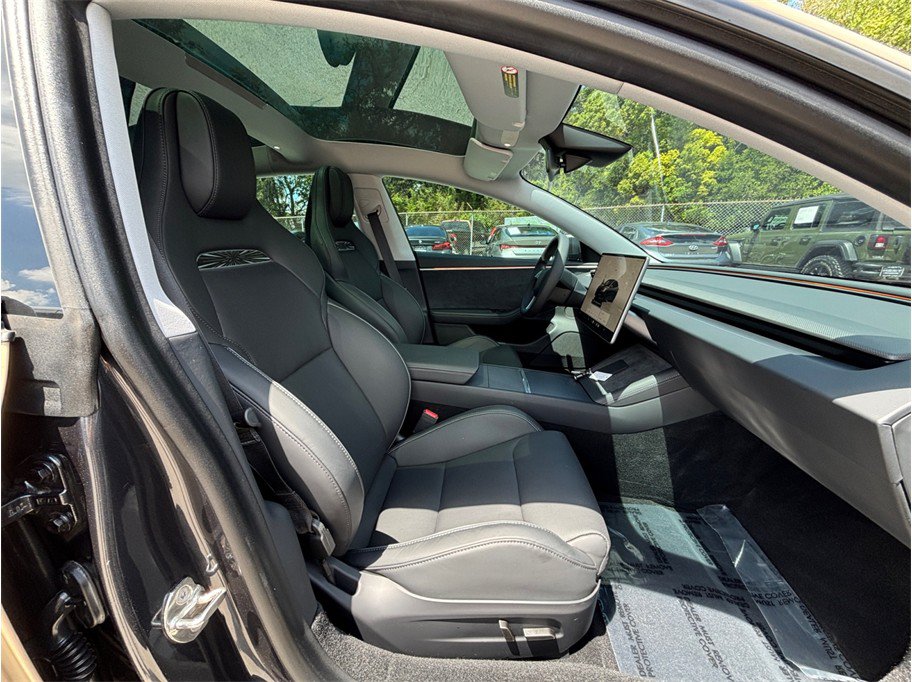 Used 2024 Tesla Model 3 Performance AWD/4WD image 42