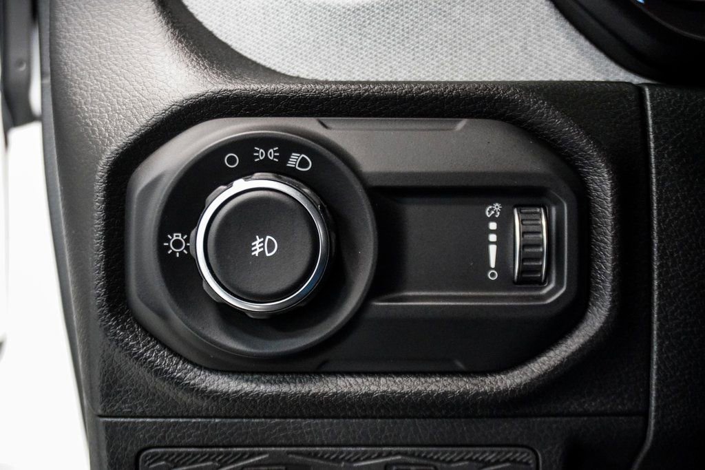Used 2024 Jeep Wrangler Unlimited Sport AWD/4WD image 32