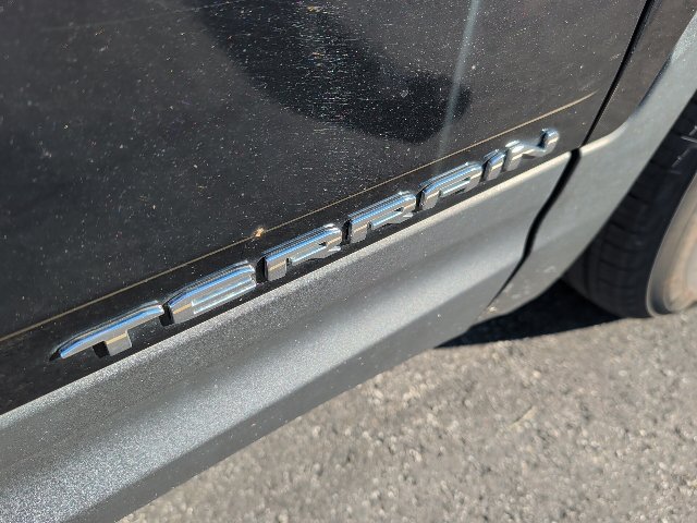 Used 2024 GMC Terrain SLE FWD image 6