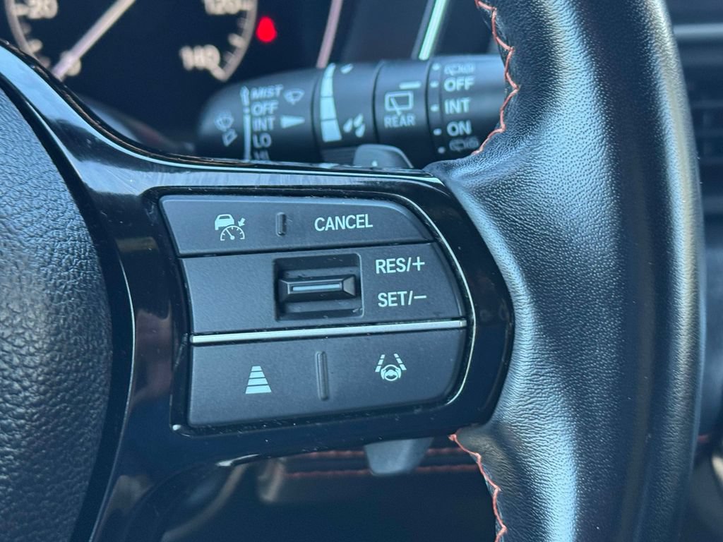 Used 2024 Honda Pilot Sport image 18