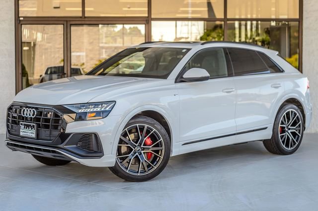 Used 2021 Audi Q8 Premium Plus w/ Premium Plus Package image 2
