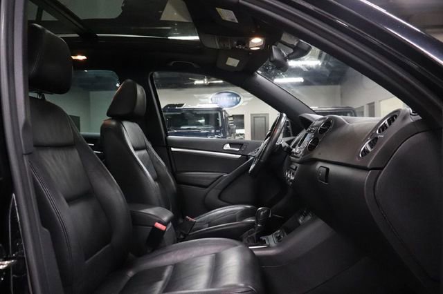 Used 2014 Volkswagen Tiguan R-Line FWD image 24