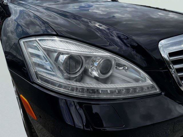 Used 2012 Mercedes-Benz S 550 4MATIC image 11
