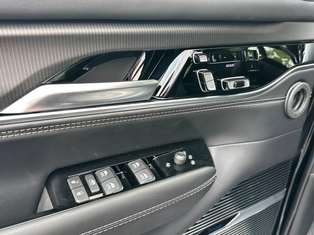 New 2026 Jeep Grand Wagoneer L Summit AWD/4WD image 14