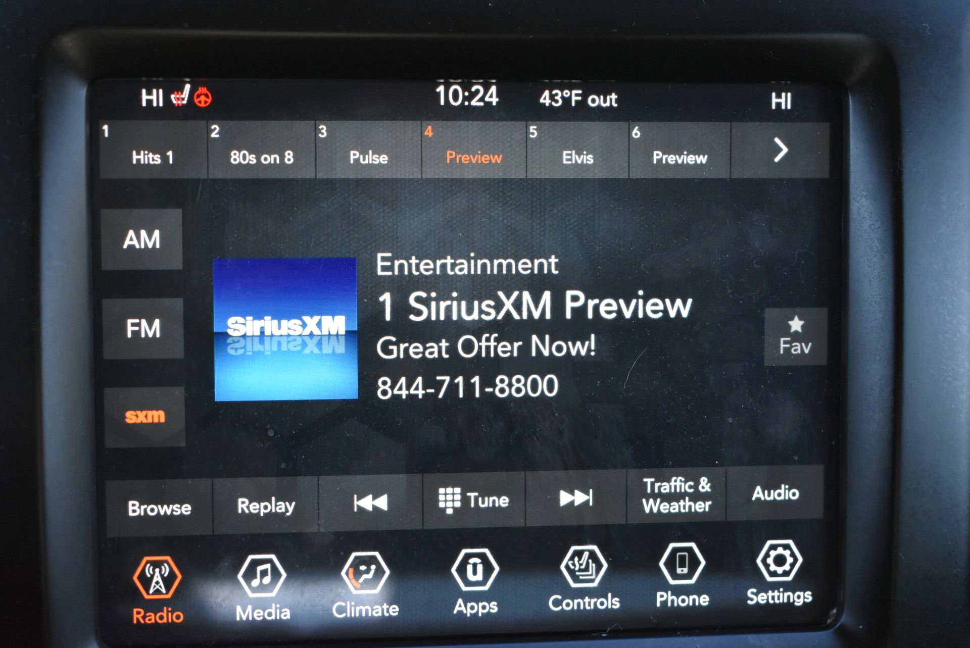 Used 2021 Jeep Cherokee Latitude Lux w/ Comfort/Convenience Group image 27