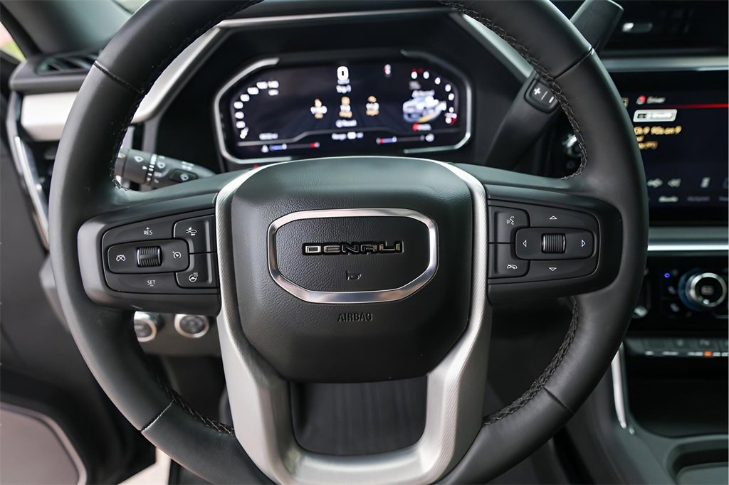 Used 2024 GMC Sierra 3500 Denali w/ Denali Reserve Package image 15