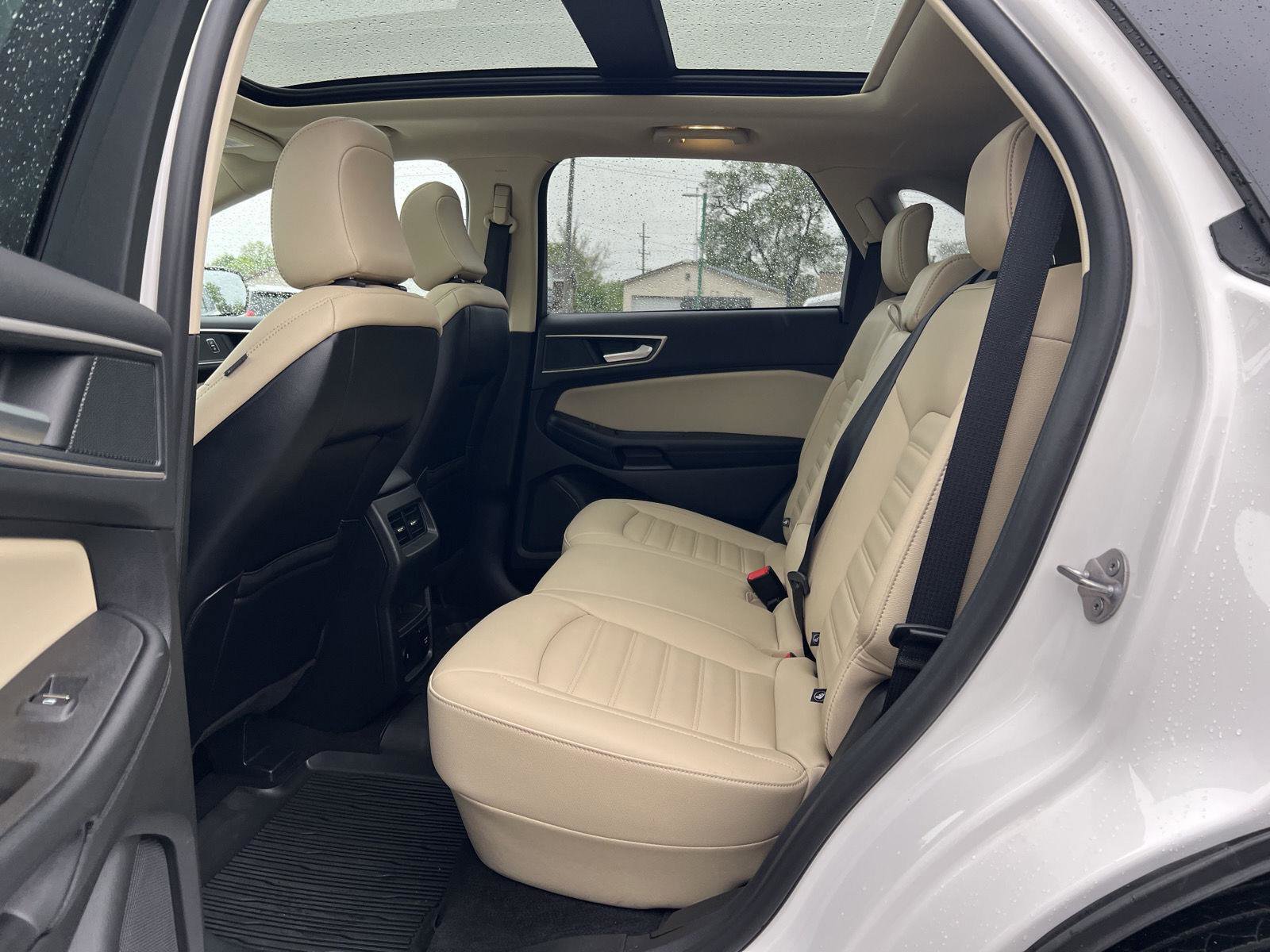 Used 2024 Ford Edge SEL w/ Convenience Package AWD/4WD image 39