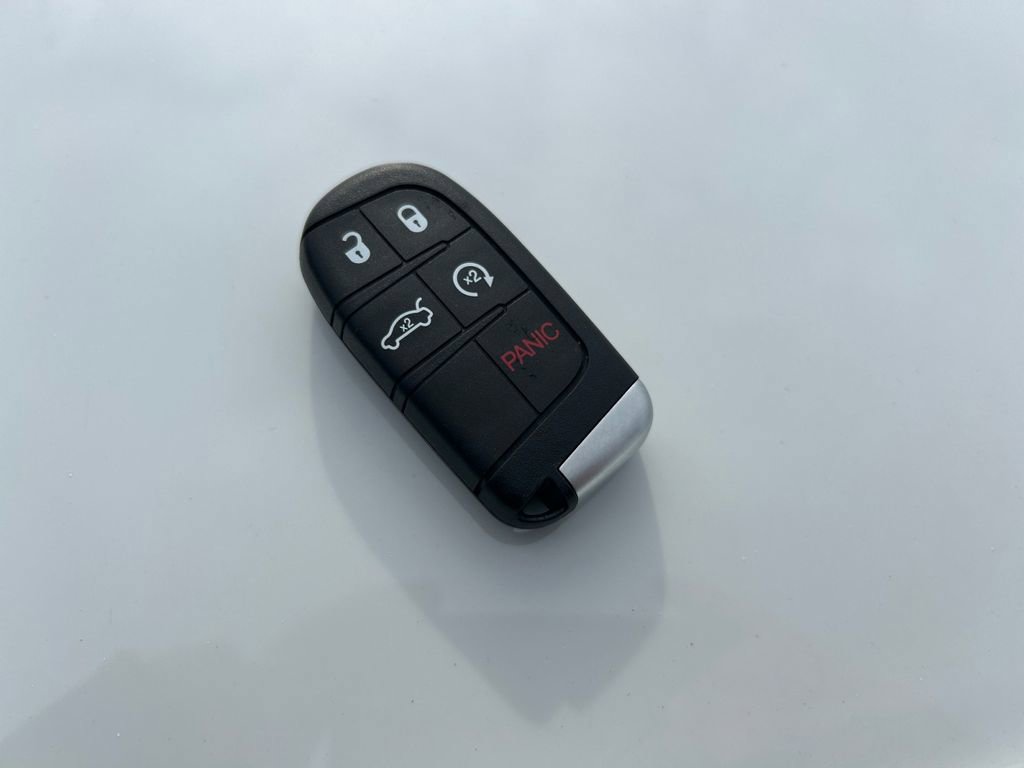 Used 2022 Dodge Challenger R/T w/ Plus Package RWD image 33