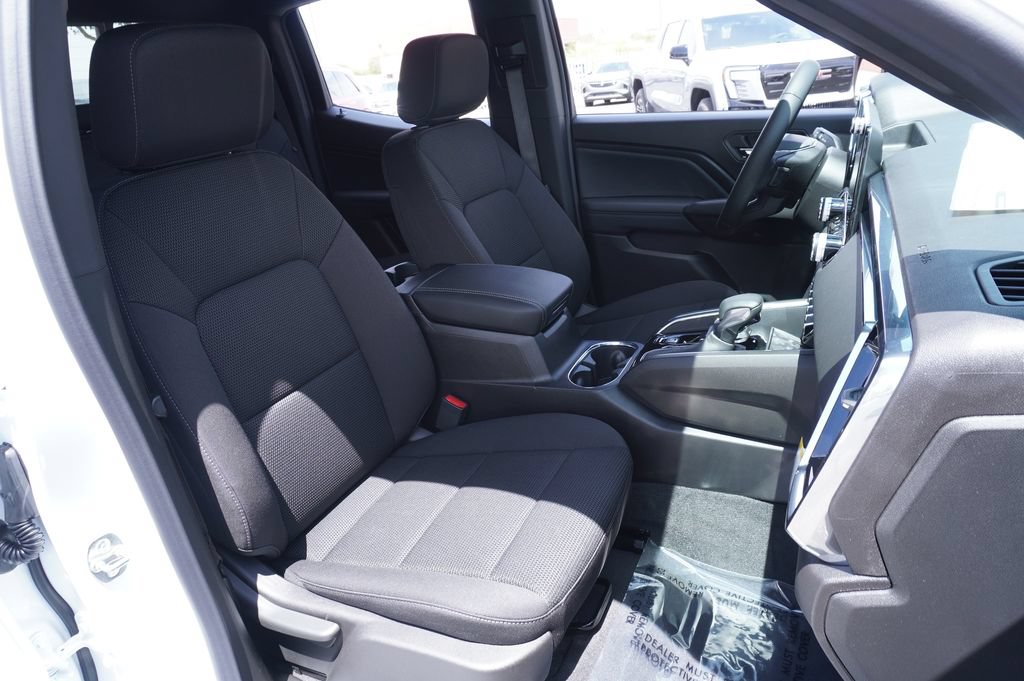 New 2026 GMC Canyon Elevation w/ Convenience Package RWD image 13