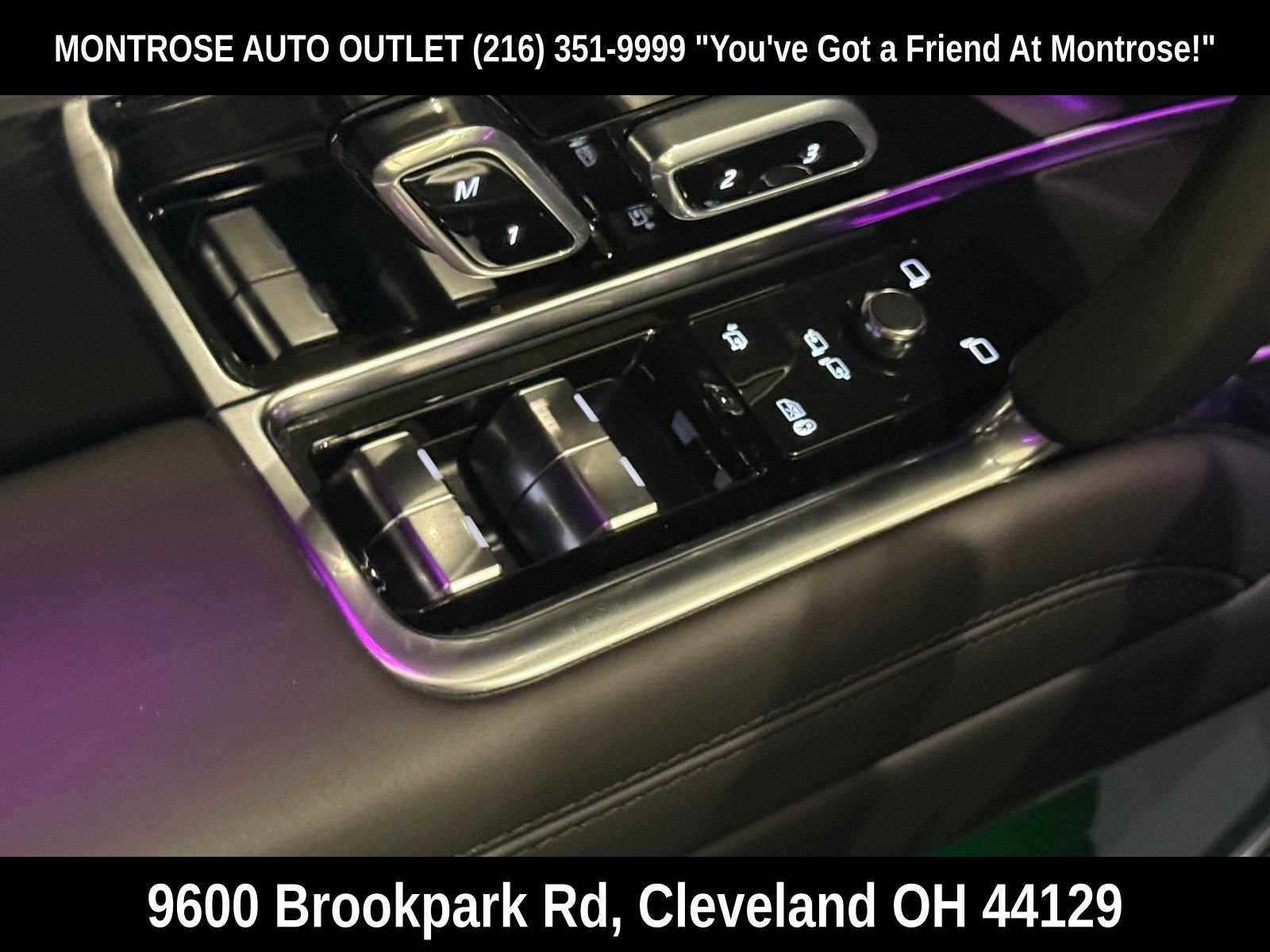 New 2025 Land Rover Range Rover Long Wheelbase SE image 15