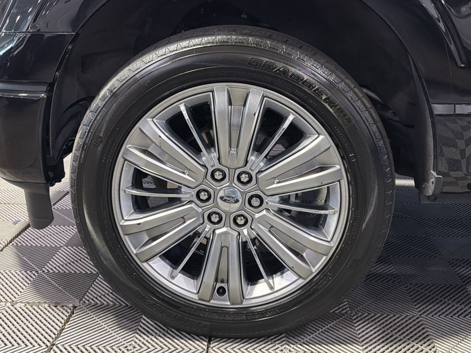 Used 2024 Ford F150 Platinum w/ Equipment Group 703A Plus AWD/4WD image 14