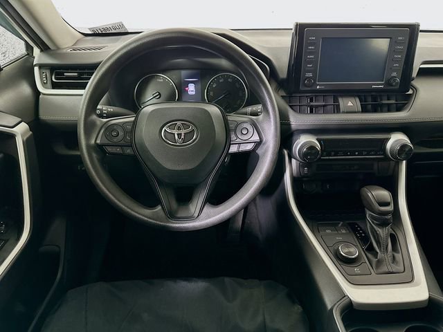 Certified 2021 Toyota RAV4 LE image 22