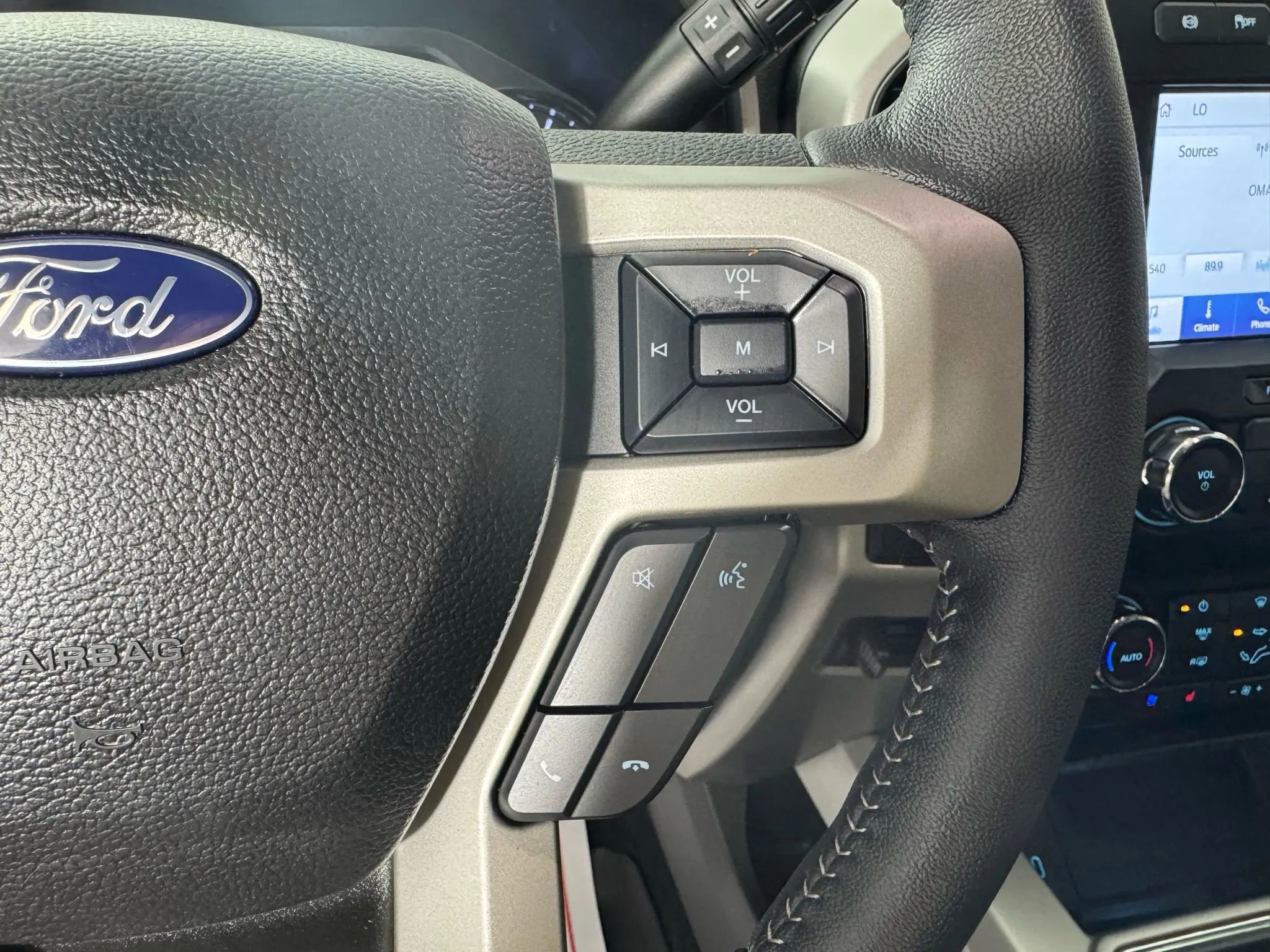 Used 2020 Ford F250 Lariat w/ Lariat Ultimate Package image 16