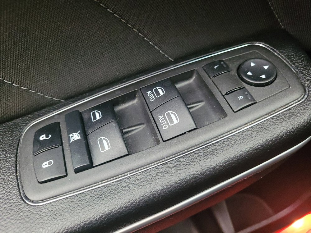 Used 2022 Dodge Charger SXT image 27