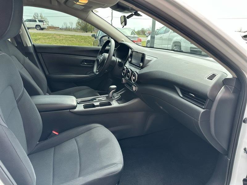 Used 2024 Nissan Sentra S image 4