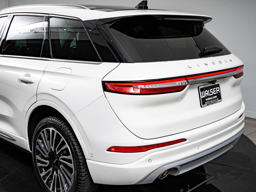 Used 2022 Lincoln Corsair AWD w/ Premium Package image 19