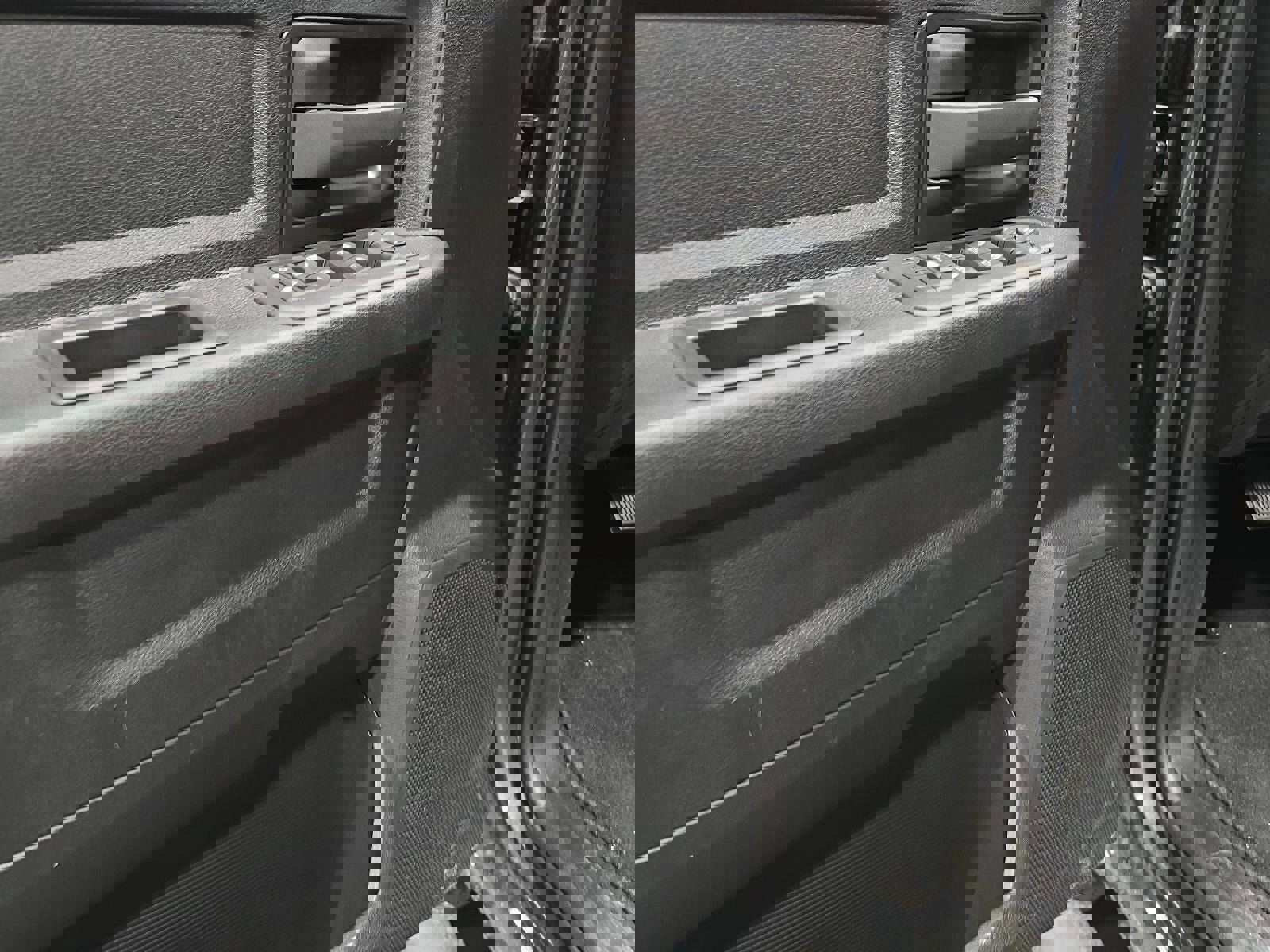 New 2026 RAM 3500 Tradesman image 15