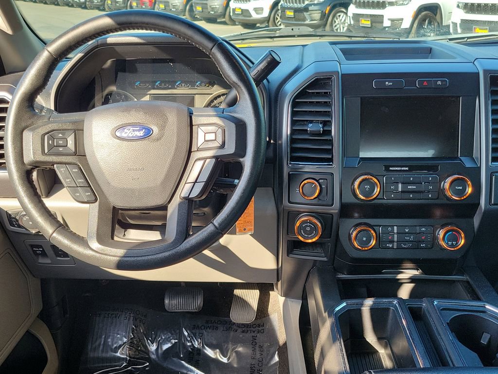 Used 2019 Ford F150 XLT w/ Equipment Group 302A Luxury image 4