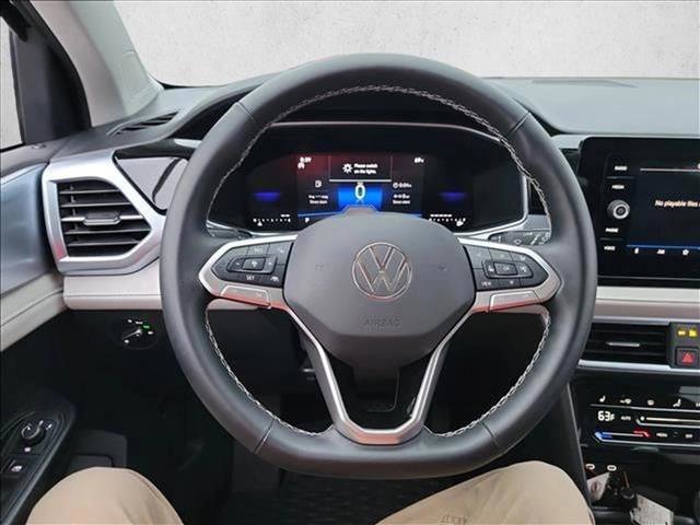 Used 2025 Volkswagen Taos SE w/ Panoramic Sunroof Package image 20