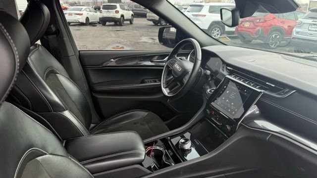 Used 2021 Jeep Grand Cherokee L Laredo image 31