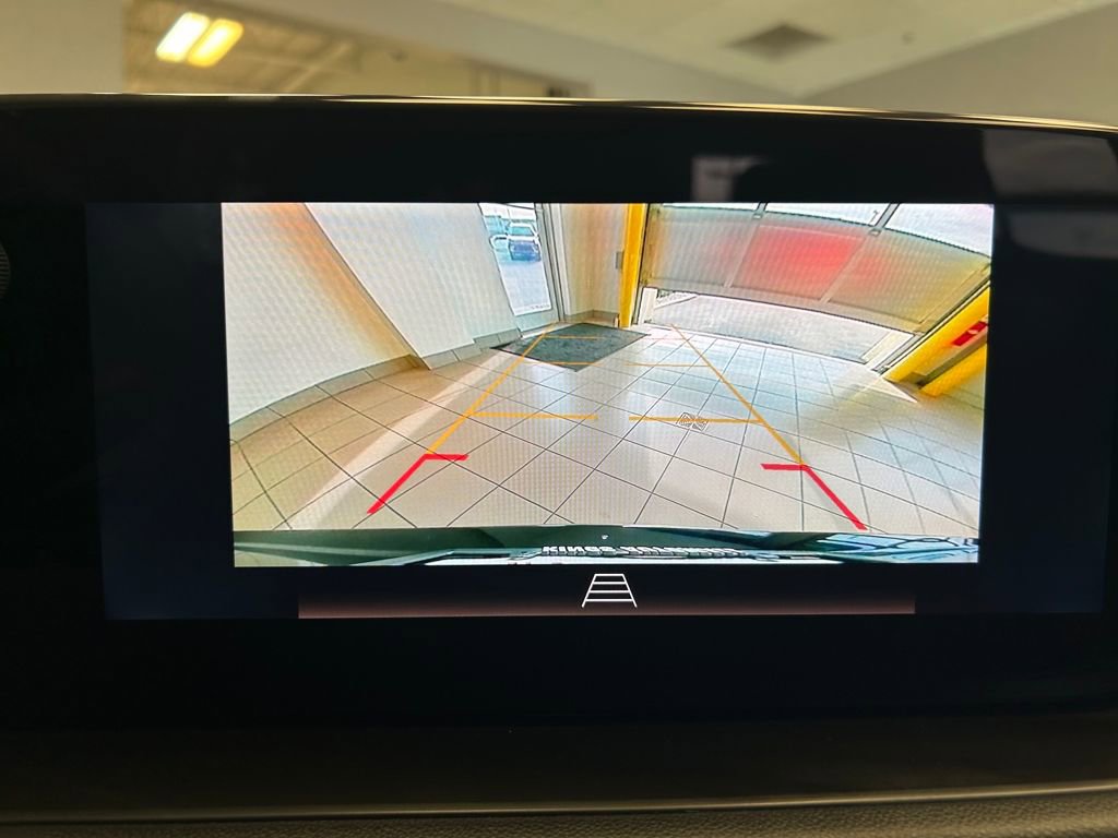 Used 2025 Buick Encore GX Sport Touring image 17