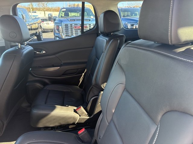 Used 2023 GMC Acadia SLT w/ Elevation Edition image 24