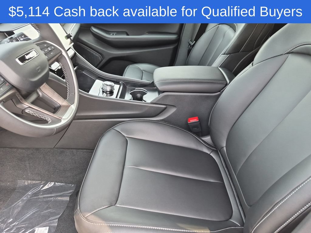 New 2026 Jeep Grand Cherokee Limited w/ Limited Altitude Package AWD/4WD image 21
