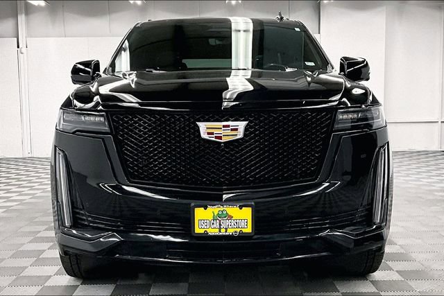 Used 2021 Cadillac Escalade Sport w/ Driver Assist Tech Package AWD/4WD image 4