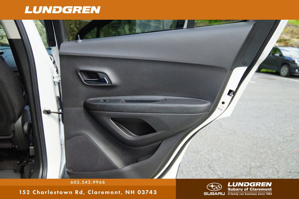 Used 2016 Chevrolet Trax LT w/ LPO, Protection Package AWD/4WD image 28