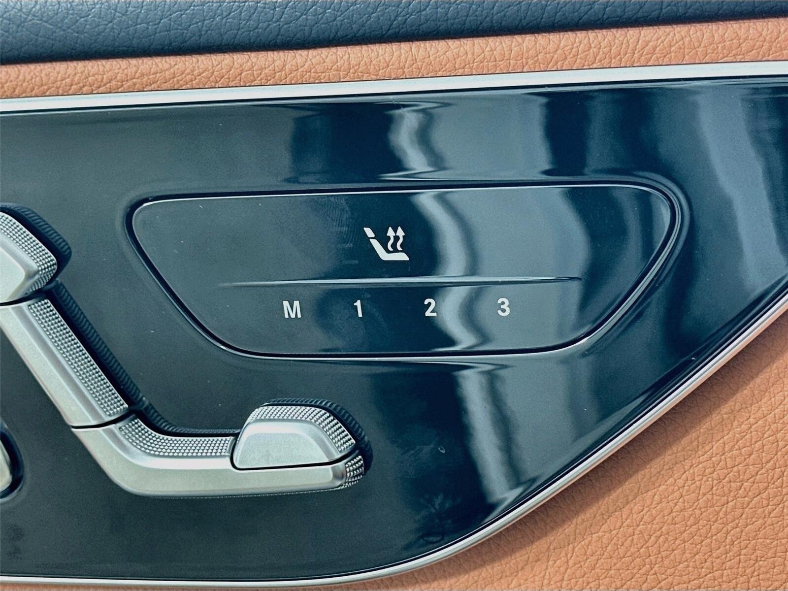Certified 2026 Mercedes-Benz C 300 4MATIC Sedan image 25