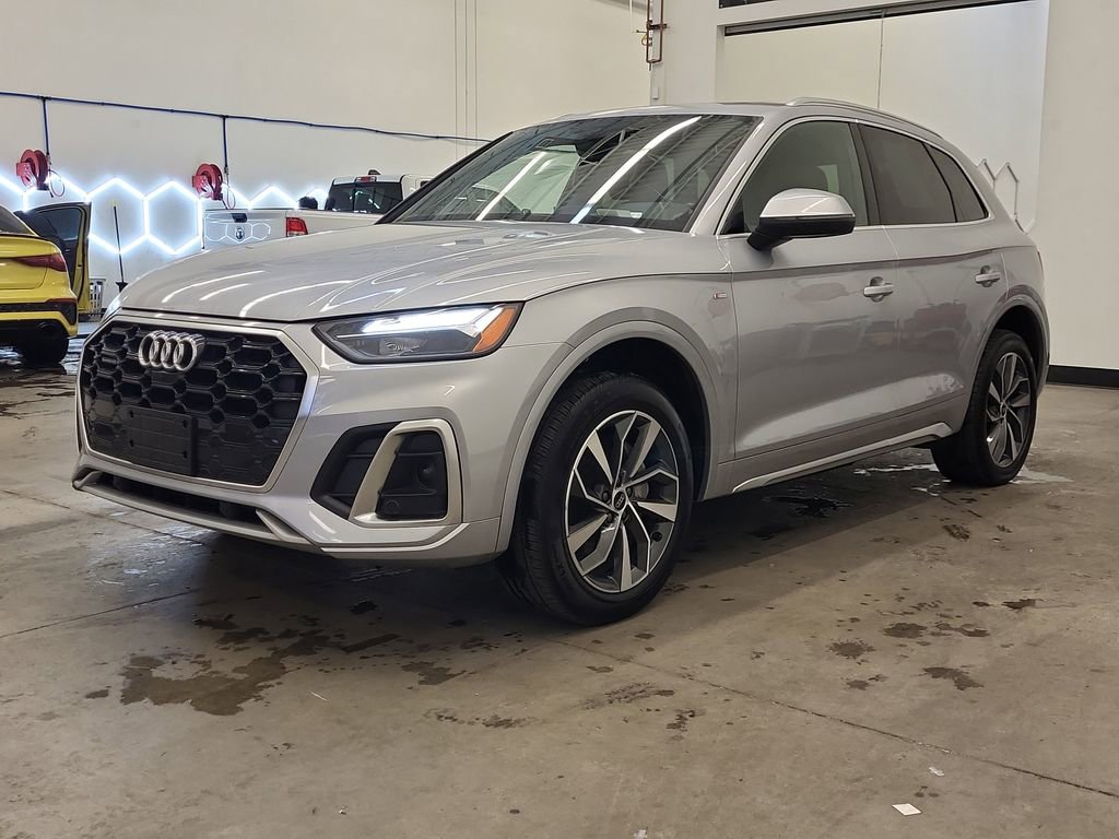 Used 2022 Audi Q5 2.0T Premium Plus w/ Premium Plus Package AWD/4WD image 8