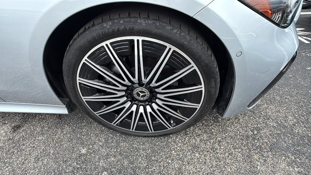 Certified 2024 Mercedes-Benz CLE 300 4MATIC Coupe image 9