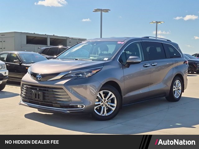 Used 2024 Toyota Sienna Platinum