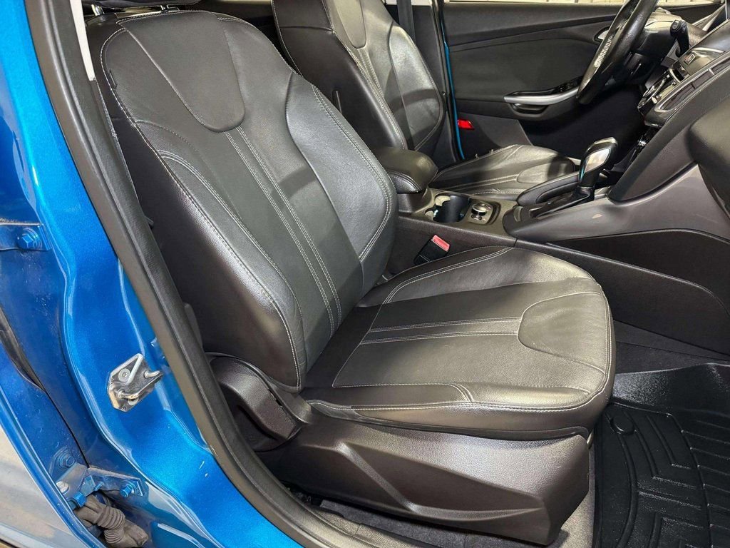 Used 2013 Ford Focus Titanium w/ Titanium Handling Pkg image 25