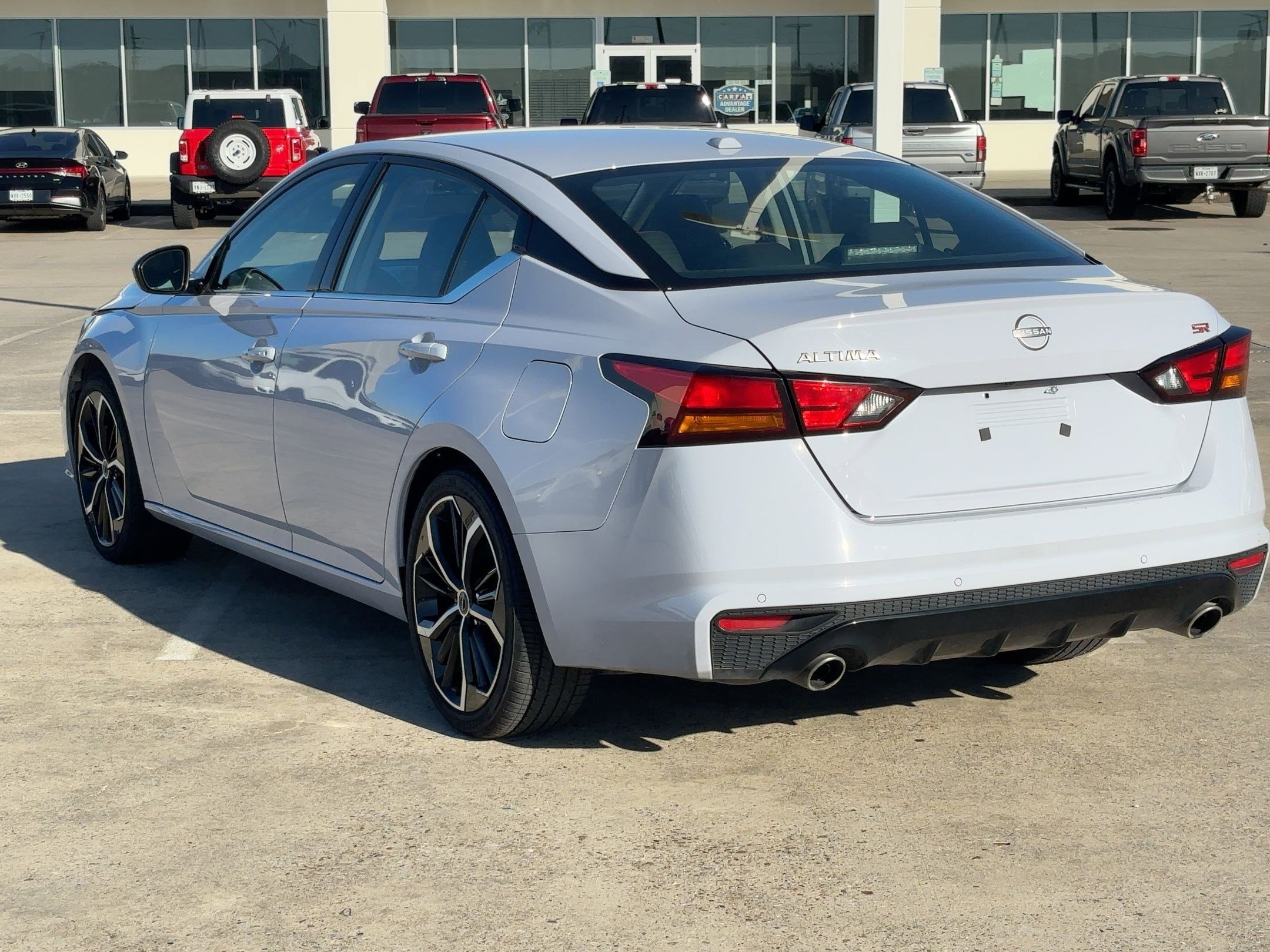 Used 2024 Nissan Altima 2.5 SR image 6