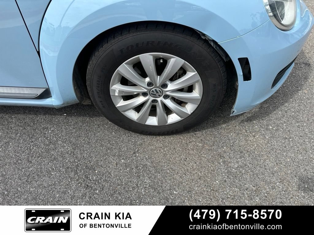 Used 2015 Volkswagen Beetle 1.8T FWD image 9