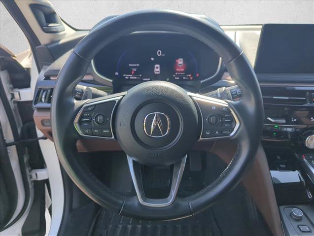 Used 2025 Acura MDX w/ Technology Package FWD image 13
