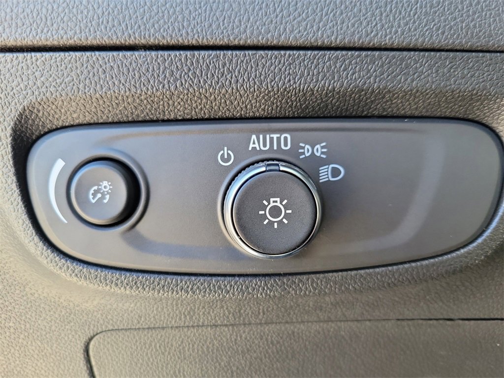 Used 2024 Buick Encore GX Avenir w/ Avenir Convenience Package image 21