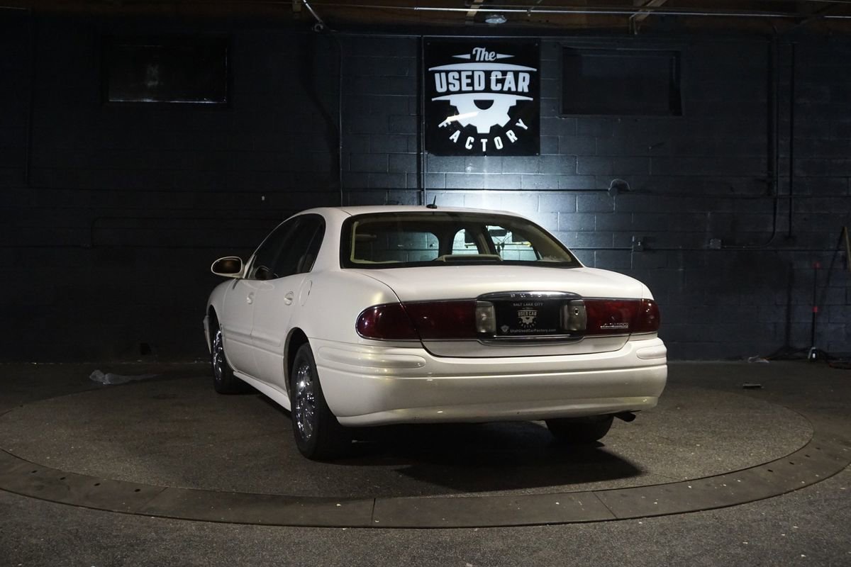 Used 2005 Buick Le Sabre Limited w/ Celebration Edition Package FWD image 4