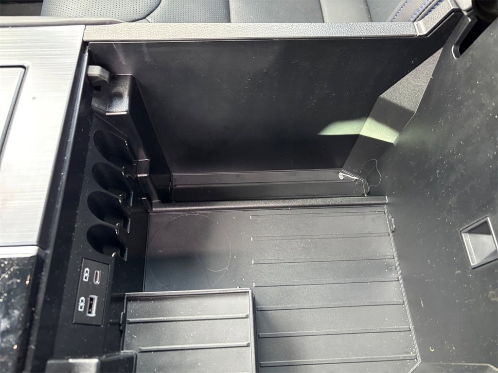 New 2025 Toyota Tundra Platinum image 17