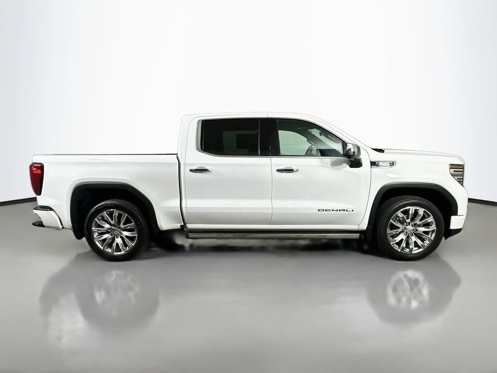 Used 2024 GMC Sierra 1500 Denali AWD/4WD image 7